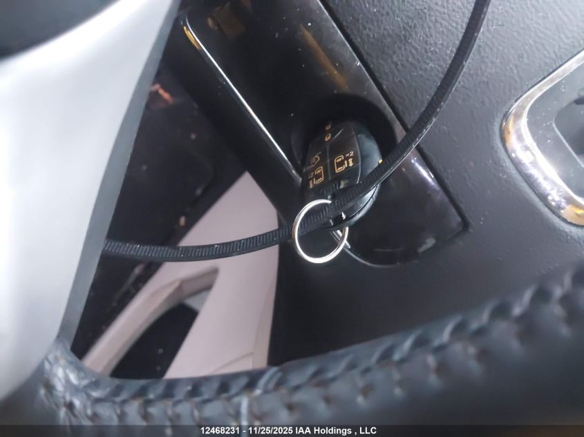 2015 Chrysler Town & Country Touring VIN: 2C4RC1BG9FR504382 Lot: 12468231