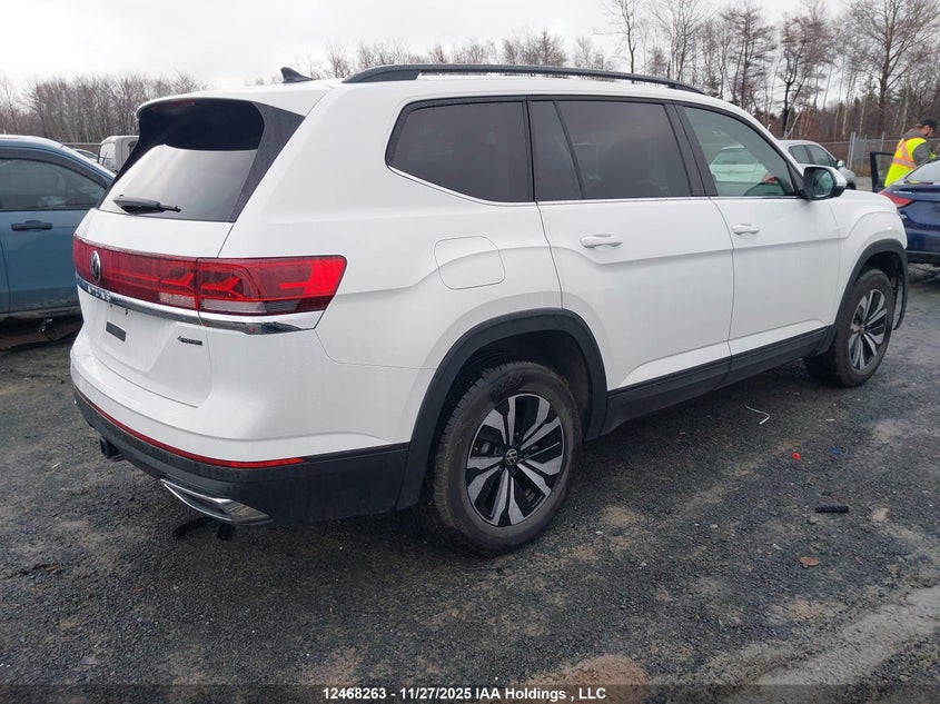 1V2LR2CA3SC547945 2025 VOLKSWAGEN ATLAS photo no. 4