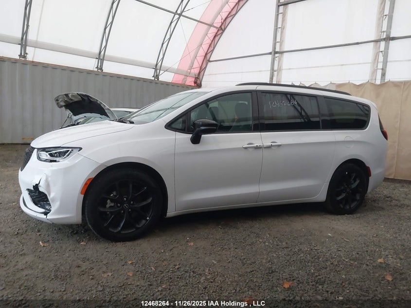 2025 Chrysler Pacifica Limited VIN: 2C4RC1GG2SR566712 Lot: 12468264