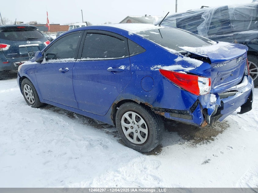 KMHCT4AE7DU430396 2013 HYUNDAI ACCENT photo no. 3