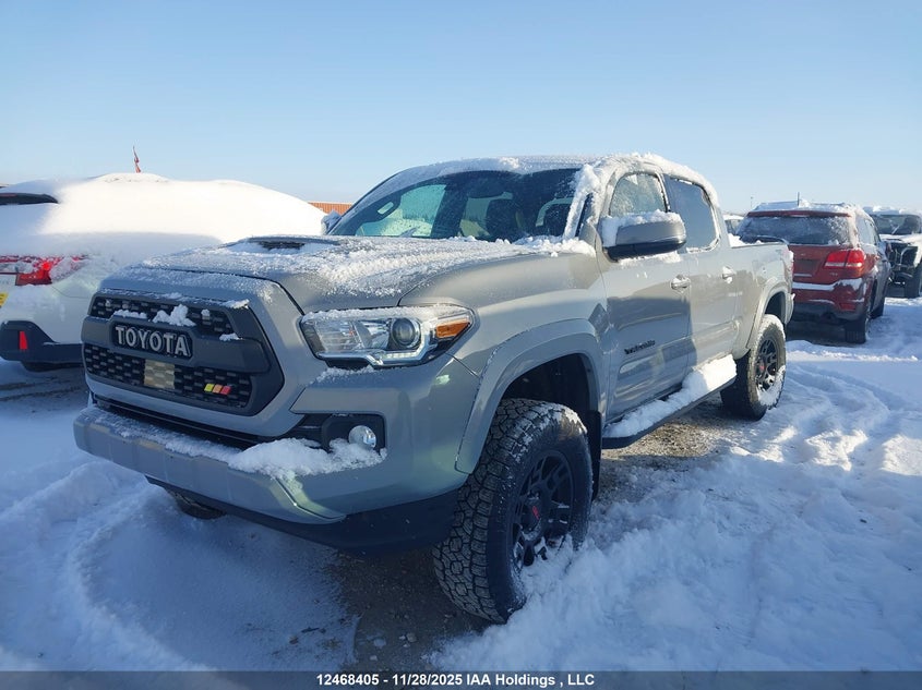 5TFDZ5BN6JX034904 2018 TOYOTA TACOMA photo no. 2