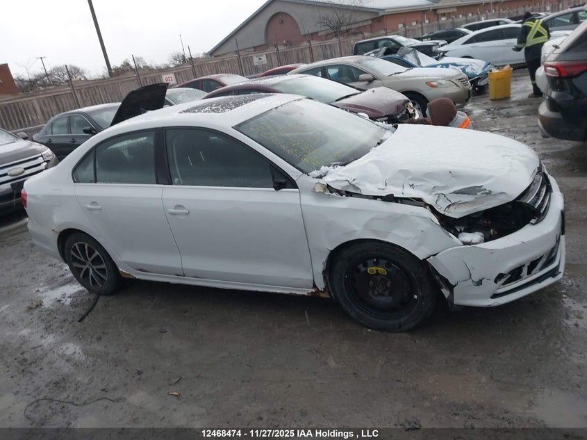 3VWD07AJ8FM229109 2015 VOLKSWAGEN JETTA photo no. 13