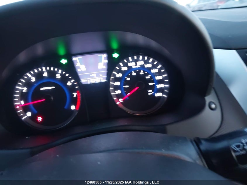 2013 Hyundai Accent Gls VIN: KMHCU5AE8DU064984 Lot: 12468585