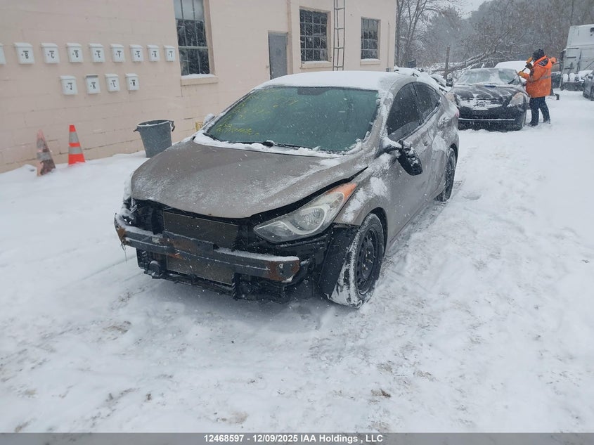 5NPDH4AE7DH445677 2013 HYUNDAI ELANTRA photo no. 2