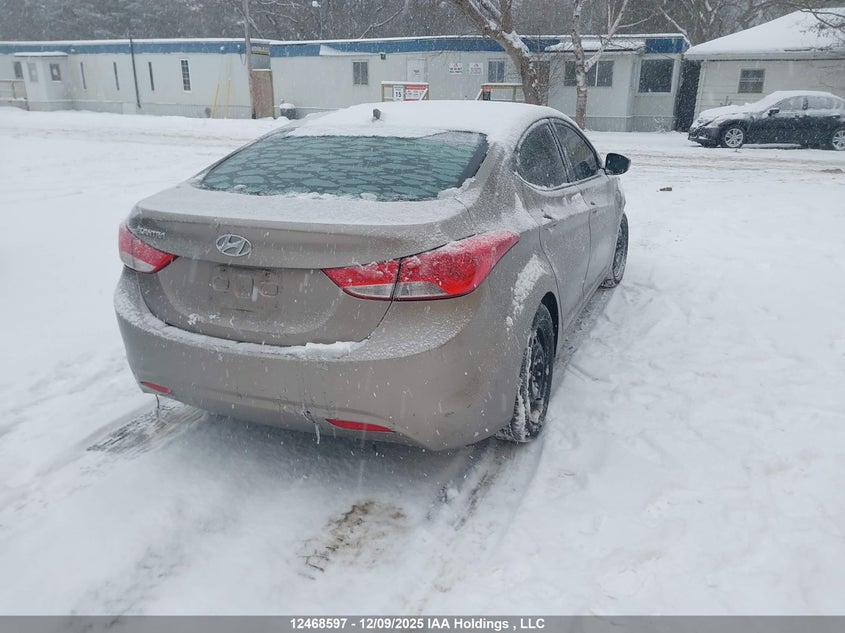 5NPDH4AE7DH445677 2013 HYUNDAI ELANTRA photo no. 4