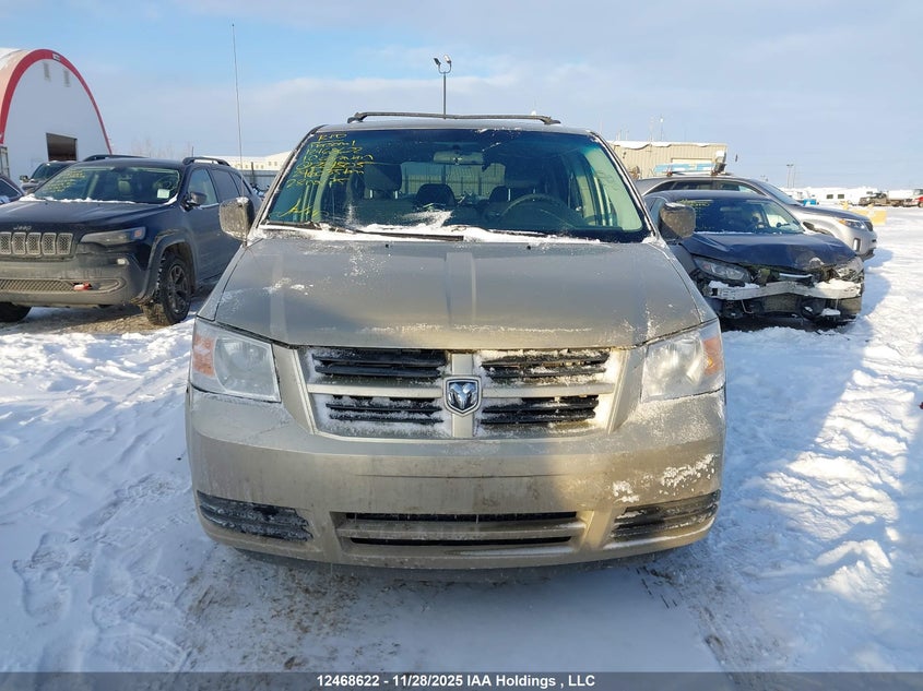 2D4RN4DE8AR224505 2010 DODGE CARAVAN photo no. 12