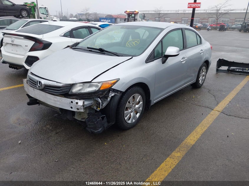 2HGFB2E46CH045098 2012 HONDA CIVIC photo no. 2