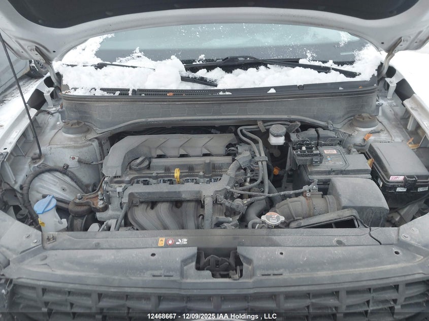 KMHRB8A3XNU139265 2022 HYUNDAI VENUE photo no. 10