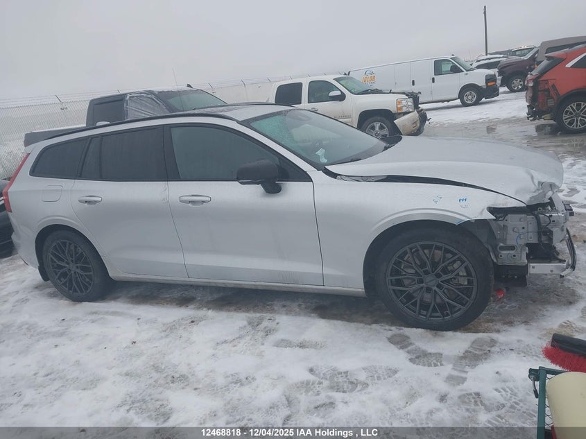 YV1A22SM5M2437345 2021 VOLVO V60 photo no. 13