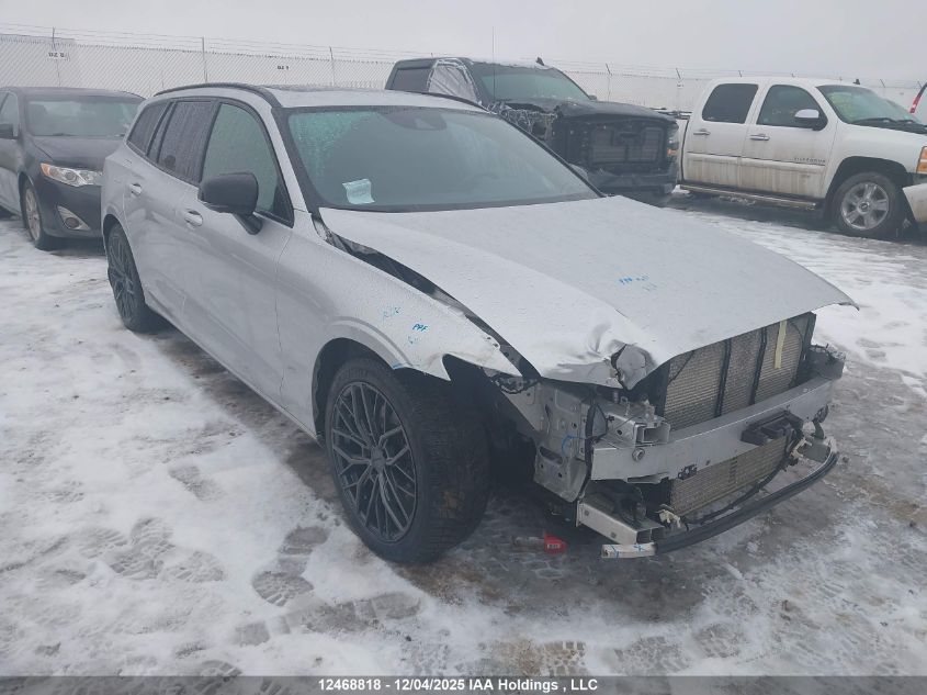 2021 Volvo V60 T6 R-Design