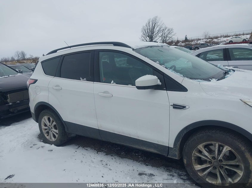 1FMCU9GD0HUE41562 2017 FORD ESCAPE photo no. 13