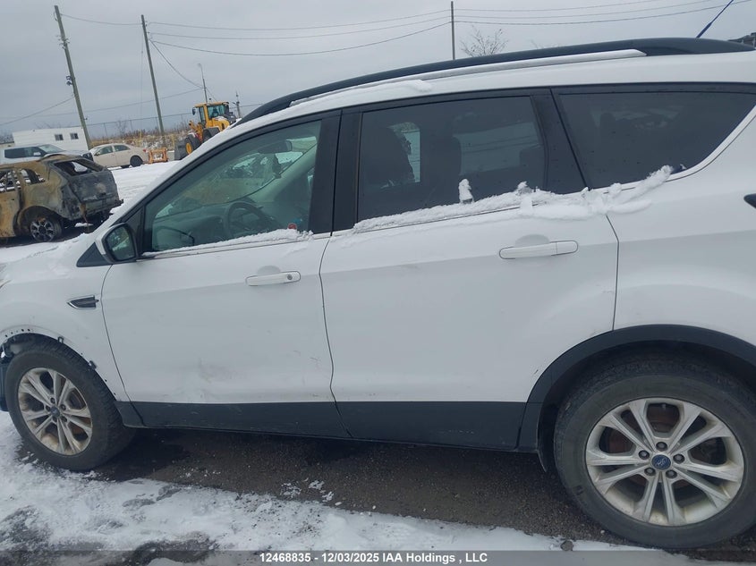 1FMCU9GD0HUE41562 2017 FORD ESCAPE photo no. 14