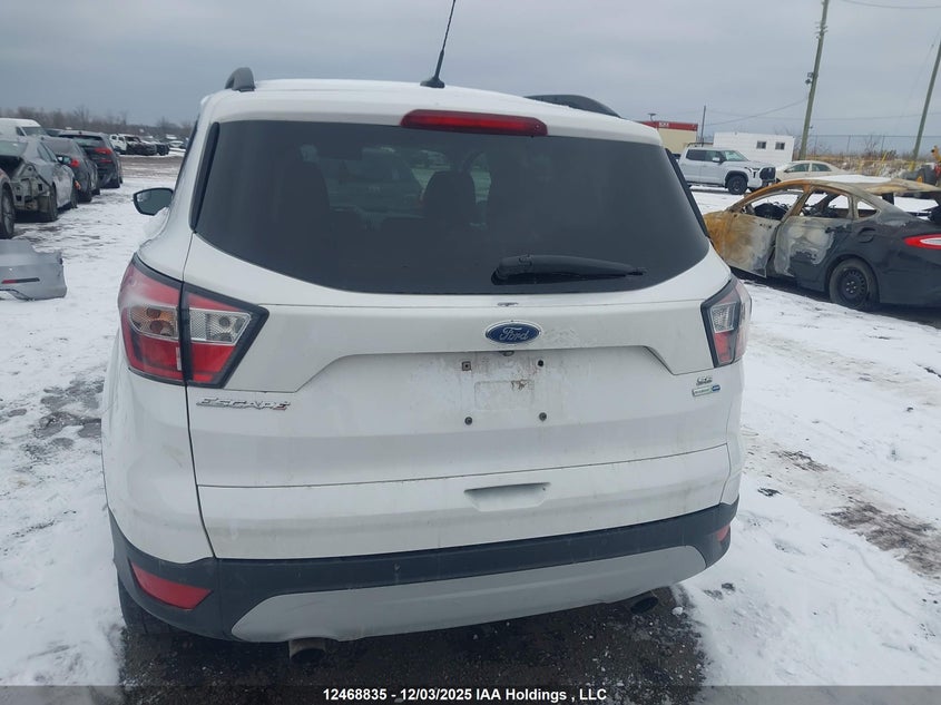 1FMCU9GD0HUE41562 2017 FORD ESCAPE photo no. 16