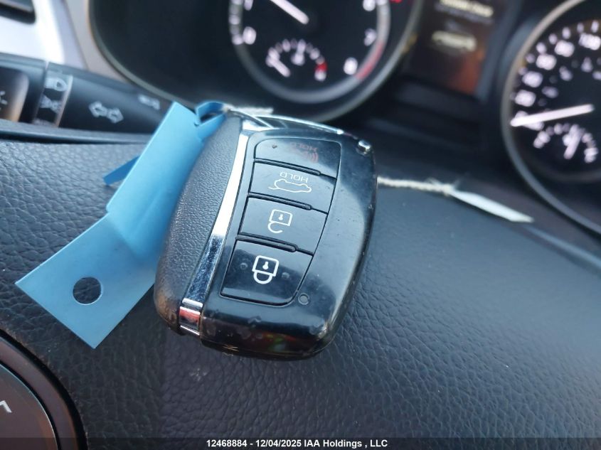 2017 Hyundai Santa Fe VIN: KM8SNDHF1HU248400 Lot: 12468884