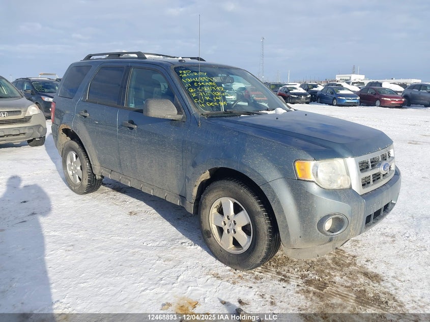 1FMCU9DG5BKC26972 2011 FORD ESCAPE photo no. 14