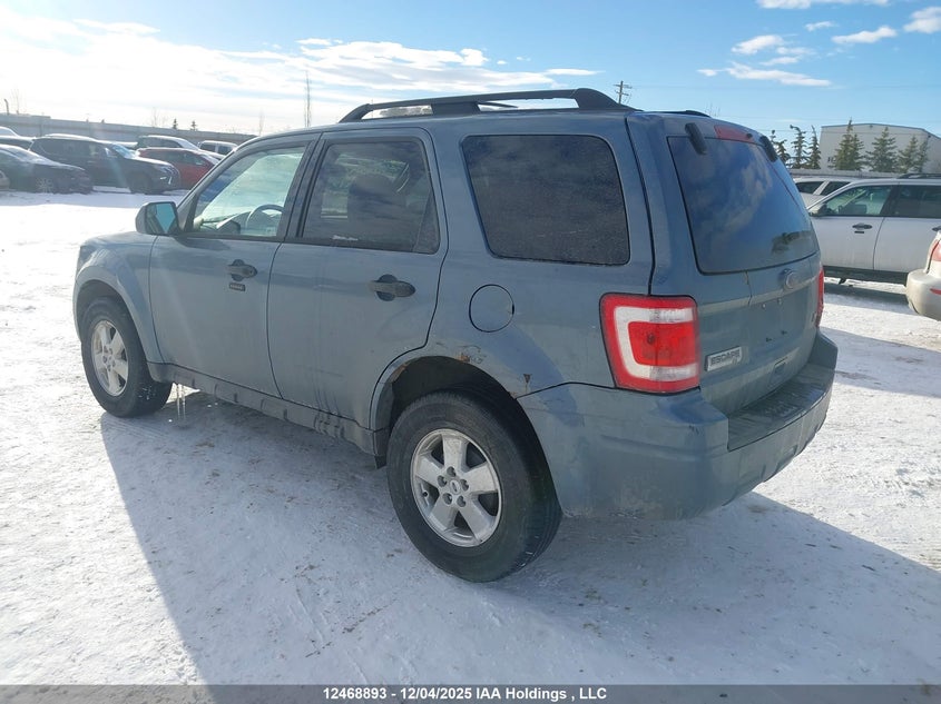 1FMCU9DG5BKC26972 2011 FORD ESCAPE photo no. 3