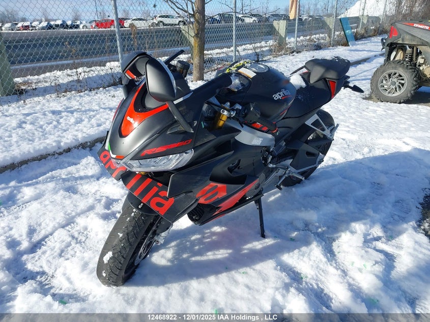 ZD4KSUG03RS002783 2024 APRILIA RS photo no. 2