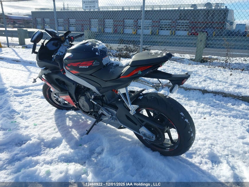 ZD4KSUG03RS002783 2024 APRILIA RS photo no. 3