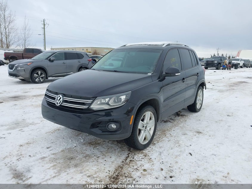 WVGJV7AX9FW563852 2015 VOLKSWAGEN TIGUAN photo no. 2