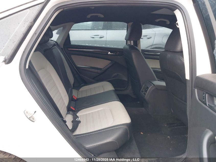 2015 Volkswagen Passat VIN: 1VWBV7A33FC025040 Lot: 12468943