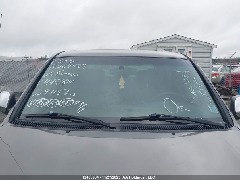 2005 Toyota Tundra Sr5 V8 VIN: 5TBDT44115S479819 Lot: 12468984