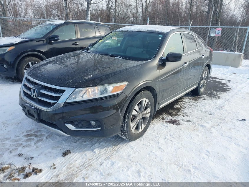 5J6TF2H5XDL800357 2013 HONDA CROSSTOUR photo no. 2