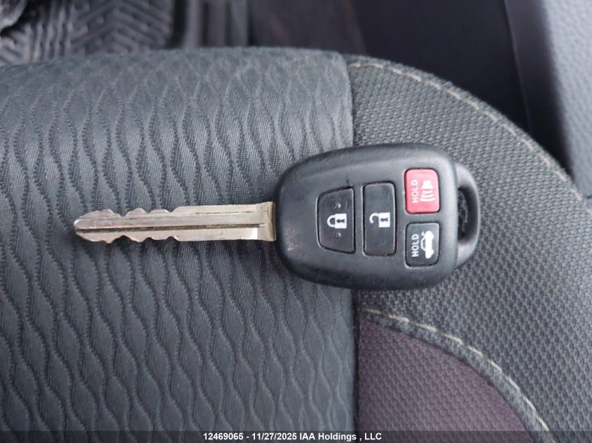 2017 Toyota Corolla Le VIN: 2T1BURHE4HC911113 Lot: 12469065