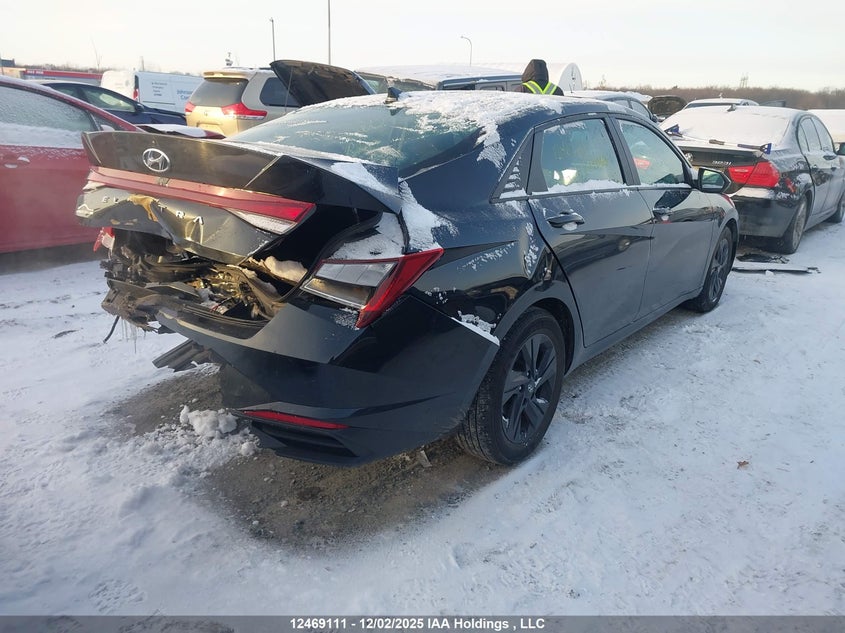 KMHLM4AG3MU170660 2021 HYUNDAI ELANTRA photo no. 4