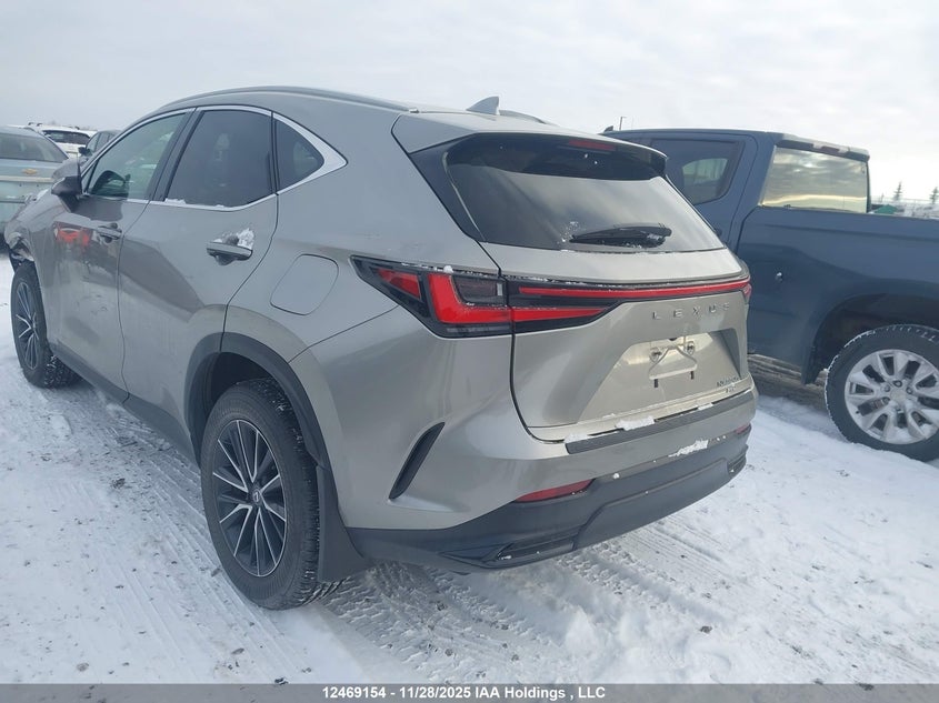 2T2GKCEZ6RC022147 2024 LEXUS NX photo no. 3