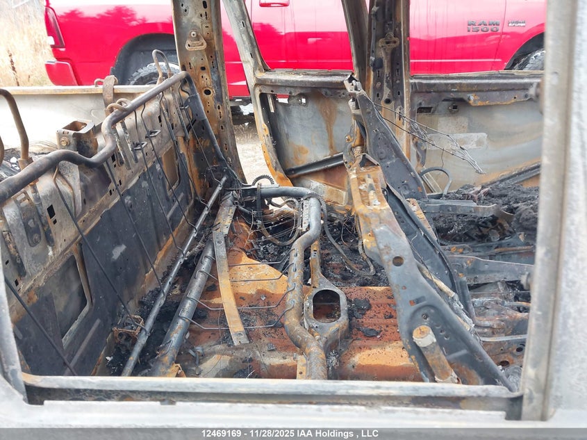 1C6RR7FG1DS613692 2013 RAM 1500 photo no. 8