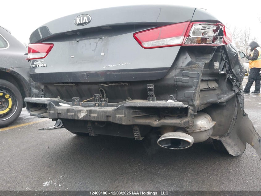 5XXGT4L36HG164172 2017 KIA OPTIMA photo no. 6