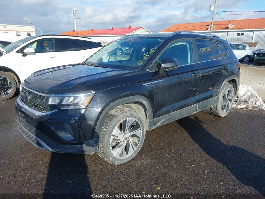 3VVUX7B28RM064092 2024 VOLKSWAGEN TAOS photo no. 2