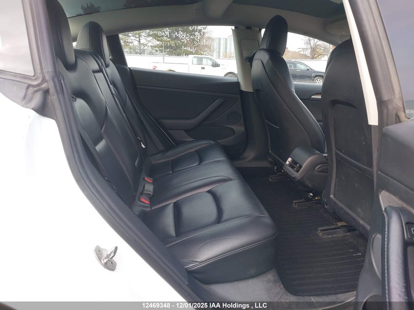 5YJ3E1EB6NF276514 2022 TESLA MODEL 3 photo no. 8
