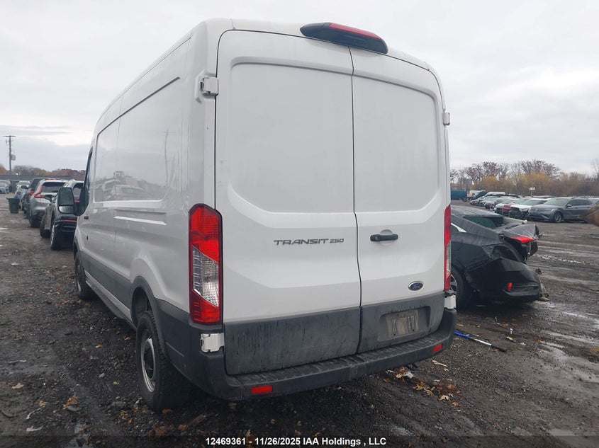 1FTBR1C80PKB33927 2023 FORD TRANSIT photo no. 3
