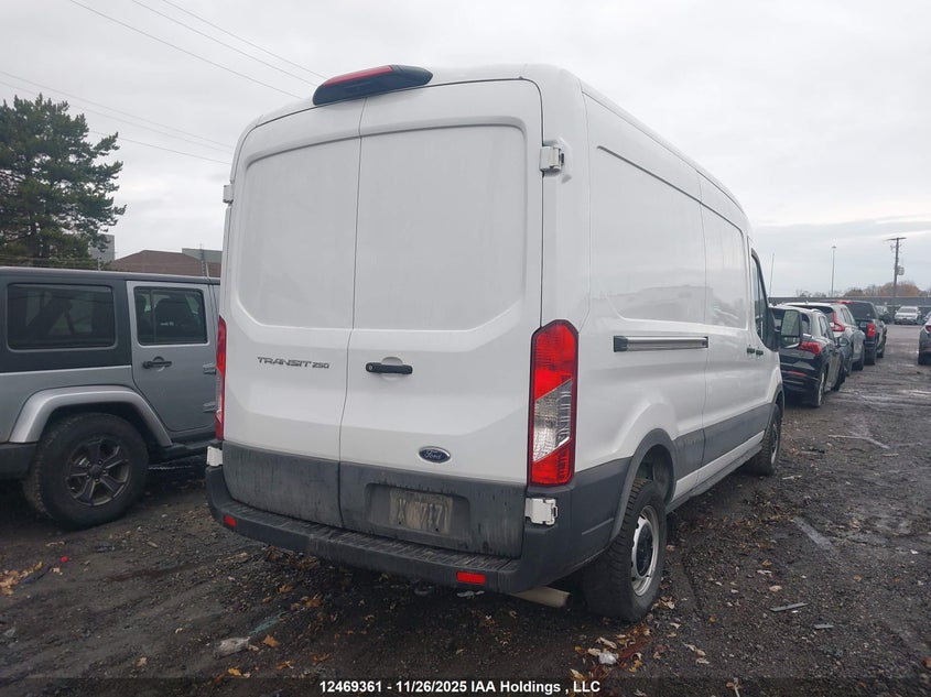 1FTBR1C80PKB33927 2023 FORD TRANSIT photo no. 4