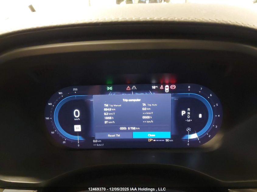 2025 Volvo Xc60 Ultra VIN: YV4M12RM1S1202758 Lot: 12469370