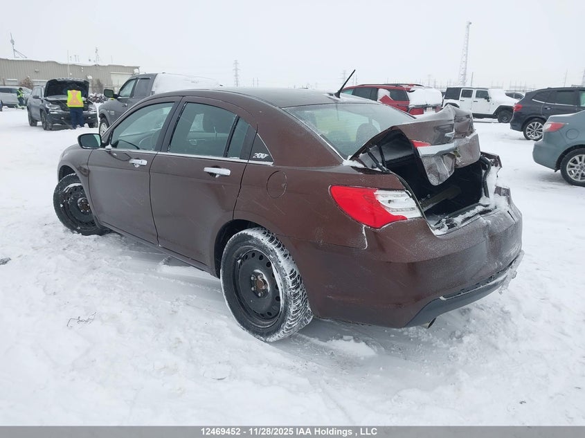 1C3CCBCG2DN605790 2013 CHRYSLER 200 photo no. 3