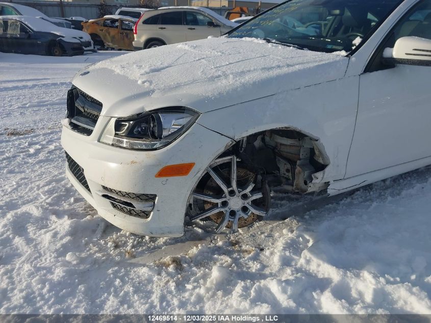 2014 Mercedes-Benz C-Class VIN: WDDGJ8JB8EG164885 Lot: 12469514