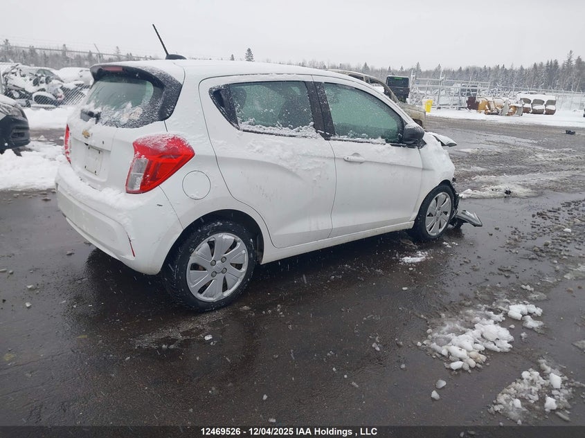 KL8CB6SA5JC475569 2018 CHEVROLET SPARK photo no. 4