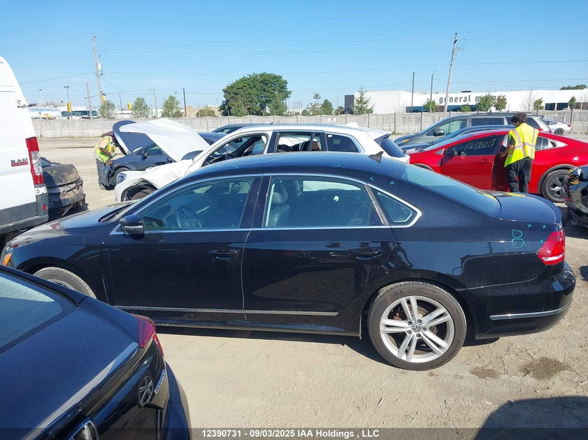2013 Volkswagen Passat Sel VIN: 1VWCH7A34DC073865 Lot: 12390731X