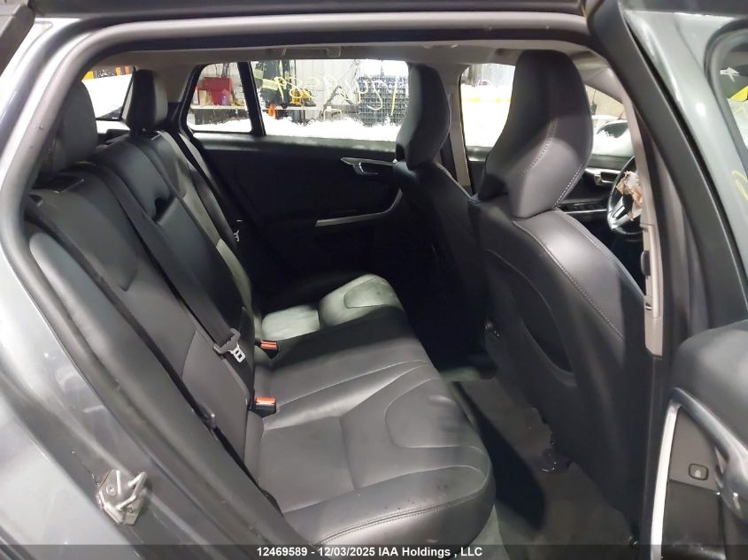 2018 Volvo V60 T6 Dynamic VIN: YV149MSLXJ2388490 Lot: 12469589