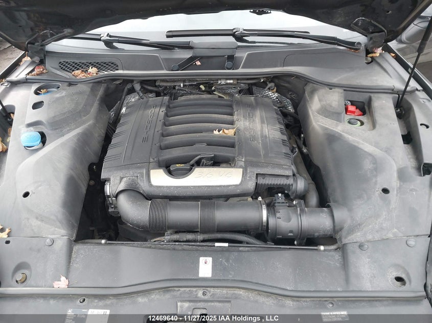 WP1AA2A2XGLA05680 2016 PORSCHE CAYENNE photo no. 10