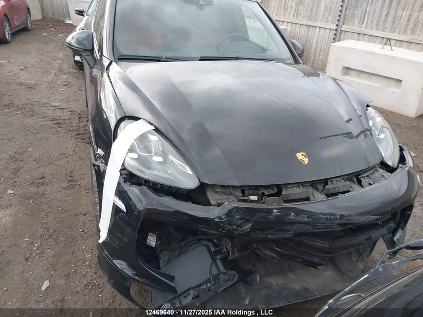 WP1AA2A2XGLA05680 2016 PORSCHE CAYENNE photo no. 12