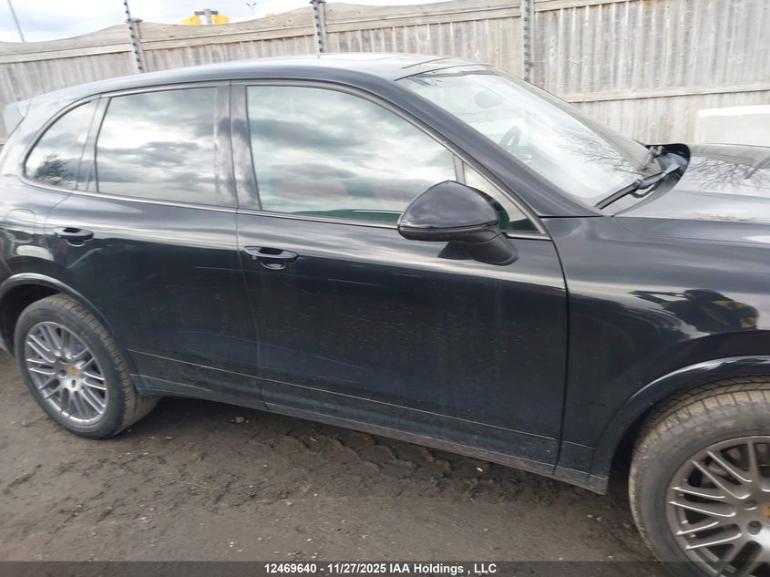 WP1AA2A2XGLA05680 2016 PORSCHE CAYENNE photo no. 13