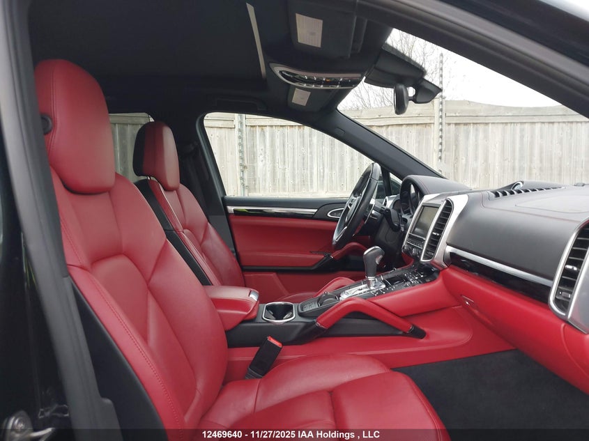 WP1AA2A2XGLA05680 2016 PORSCHE CAYENNE photo no. 5