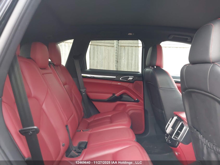 WP1AA2A2XGLA05680 2016 PORSCHE CAYENNE photo no. 8