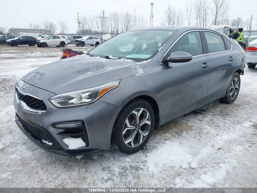 3KPF54AD6KE129455 2019 KIA FORTE photo no. 2