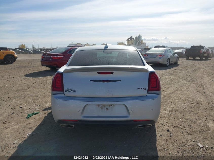 2022 Chrysler 300 S Awd VIN: 2C3CCAGG0NH121258 Lot: 12421042X