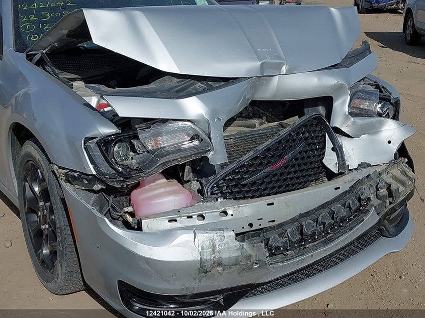 2022 Chrysler 300 S Awd VIN: 2C3CCAGG0NH121258 Lot: 12421042X