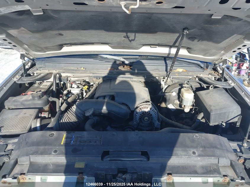 2007 GMC Yukon Denali Denali VIN: 1GKFK63837J135023 Lot: 12466039X